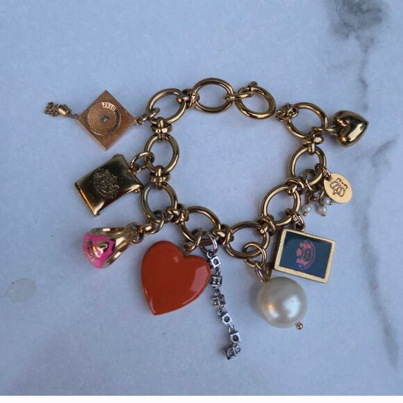 Juicy Couture Y2K Graduation 2010 Limited Edition Vintage Charm Bracelet w/ Box - Picture 4 of 11